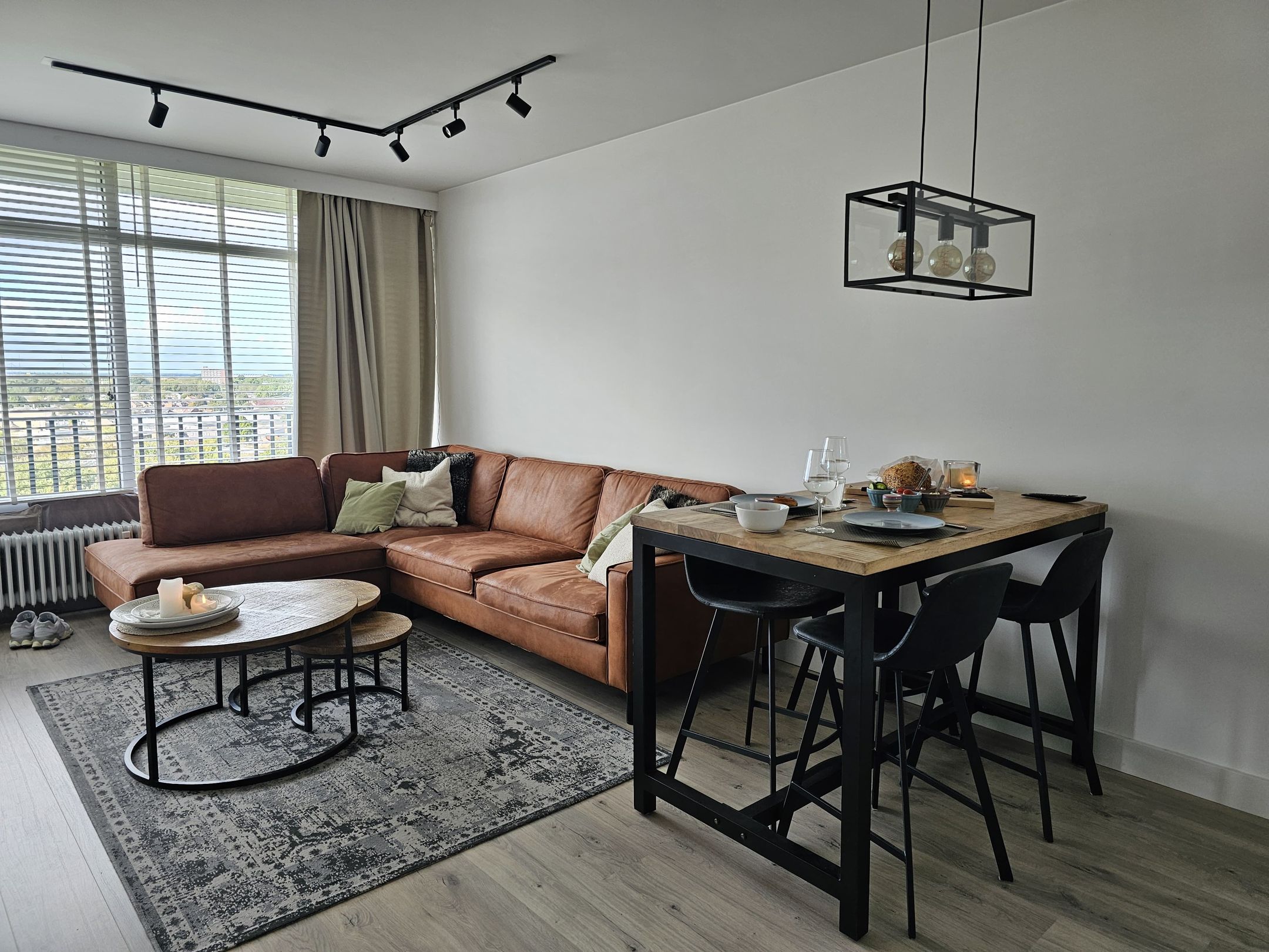 Move-in Ready 3-Bedroom Apartment with Panoramic View in Tilburg — 36