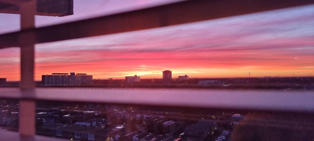 Move-in Ready 3-Bedroom Apartment with Panoramic View in Tilburg — 40