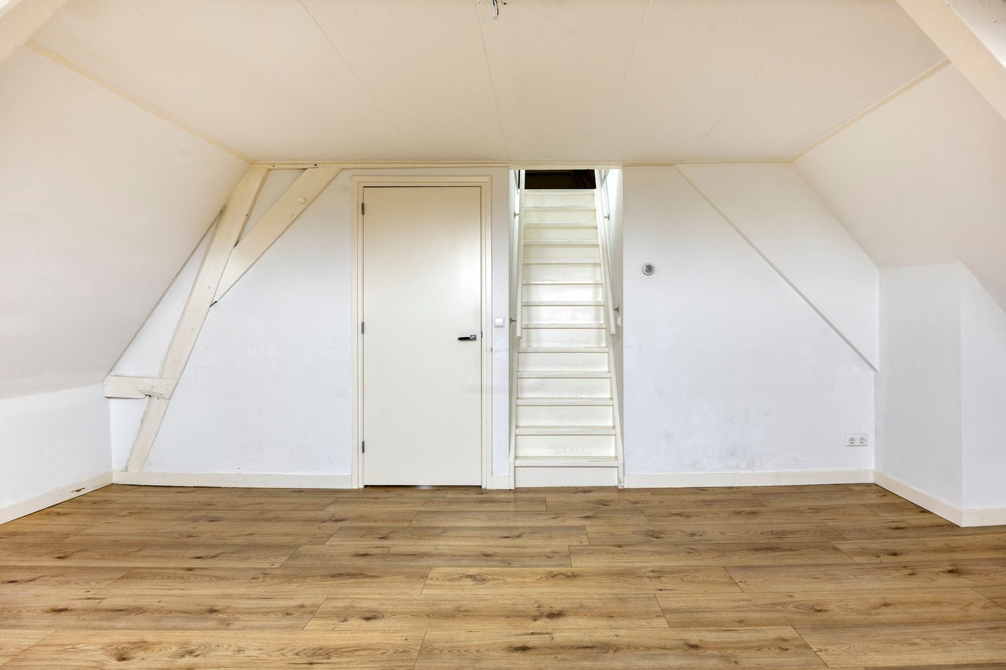 Foto 5 van Utrechtse Veer 15-B