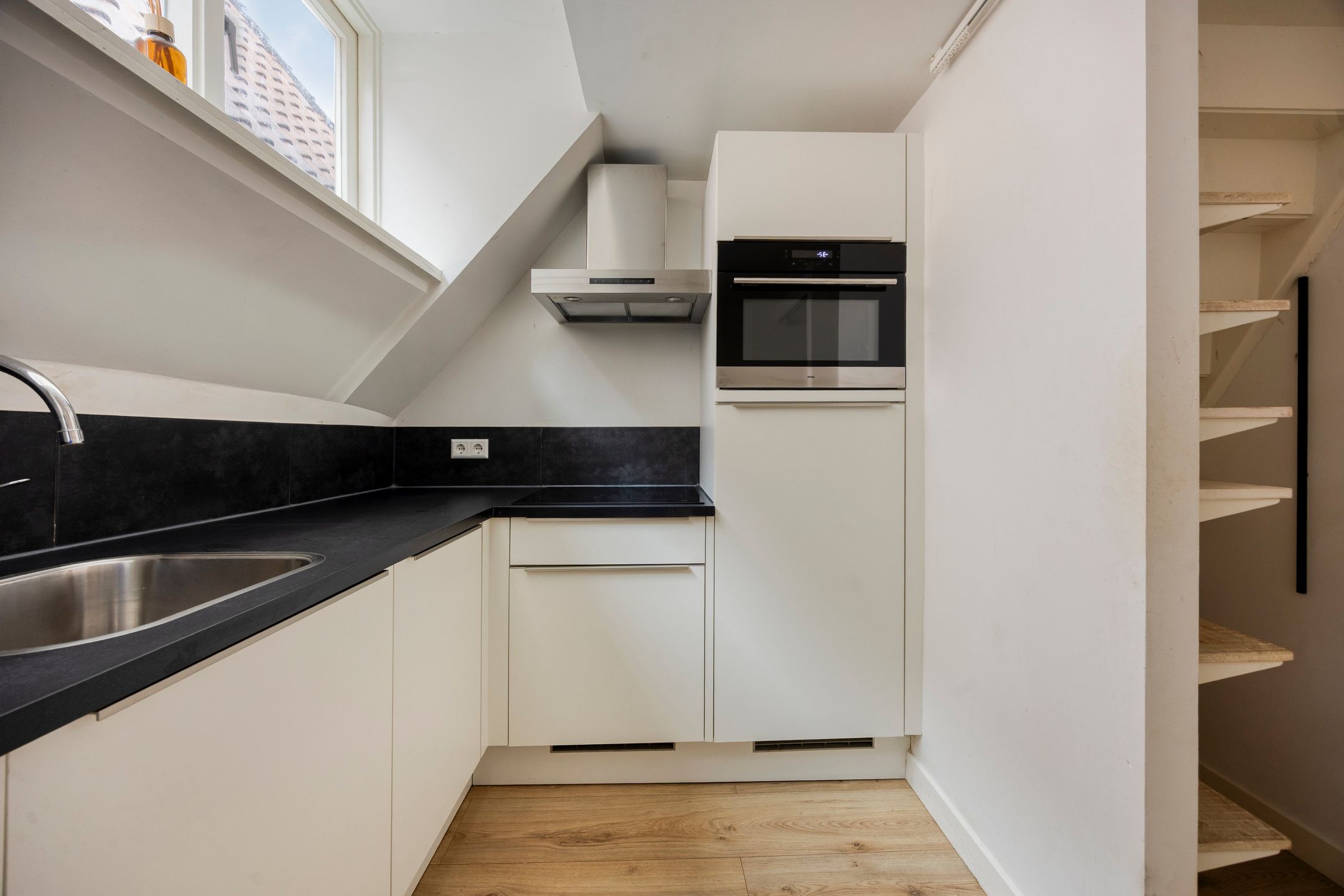 Foto 9 van Utrechtse Veer 15-B