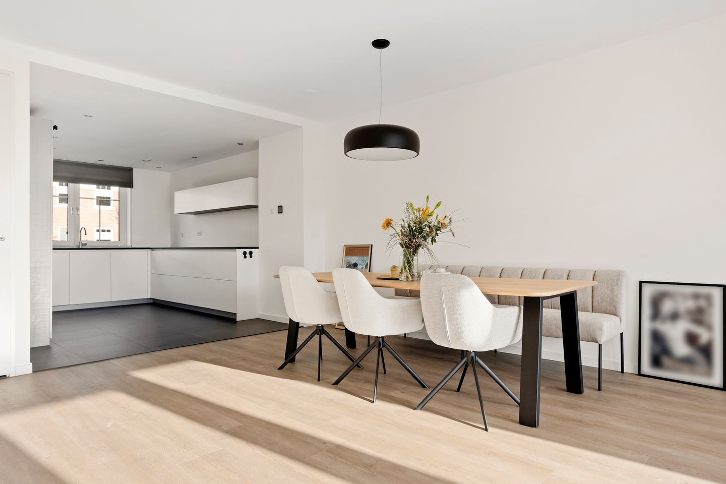 Photo 4 of Stokroos 18