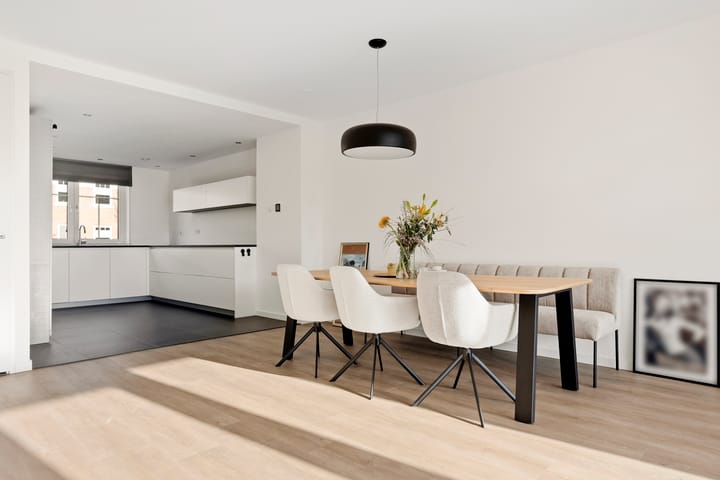 Photo 4 of Stokroos 18