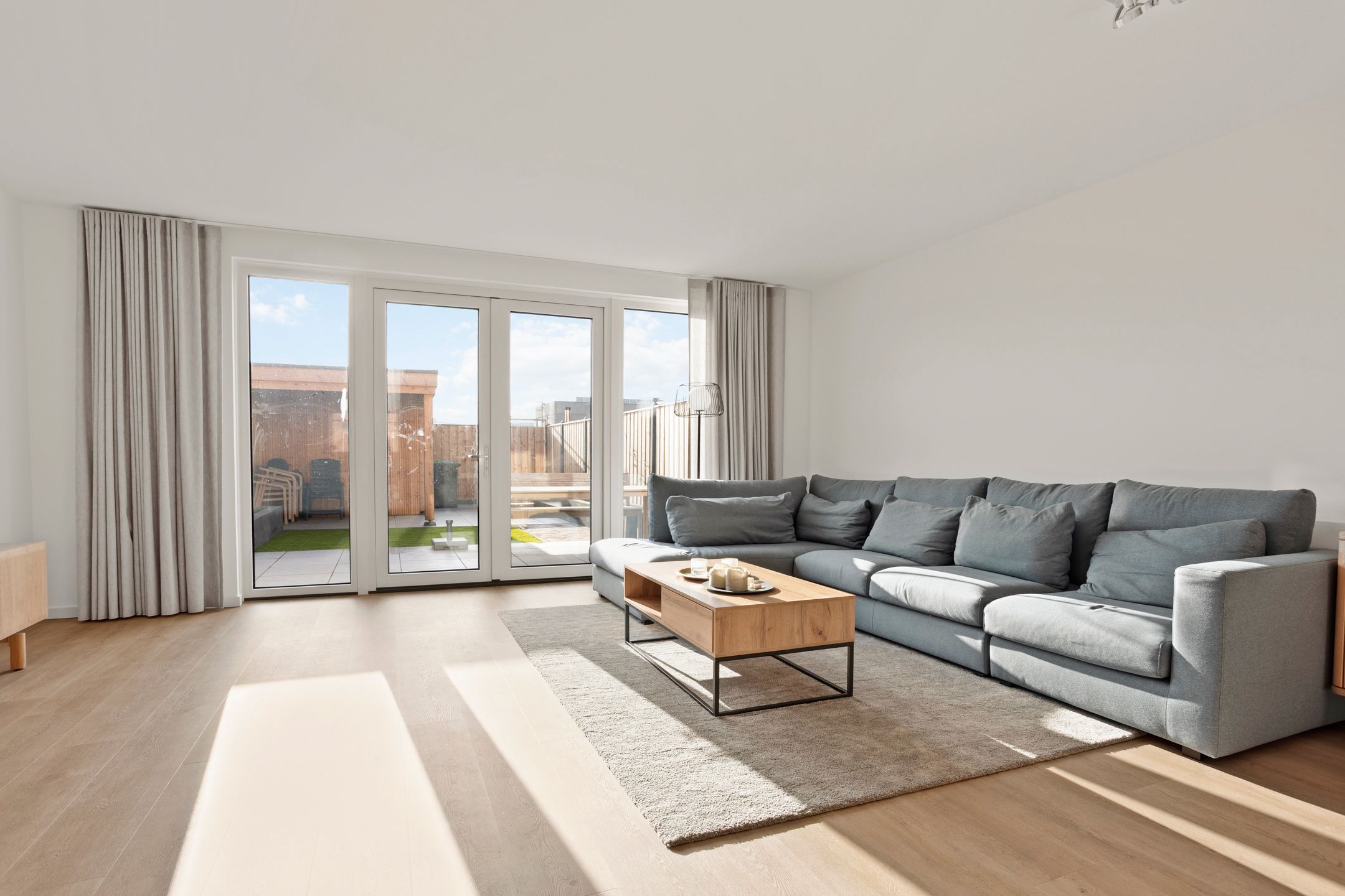 Photo 9 of Stokroos 18