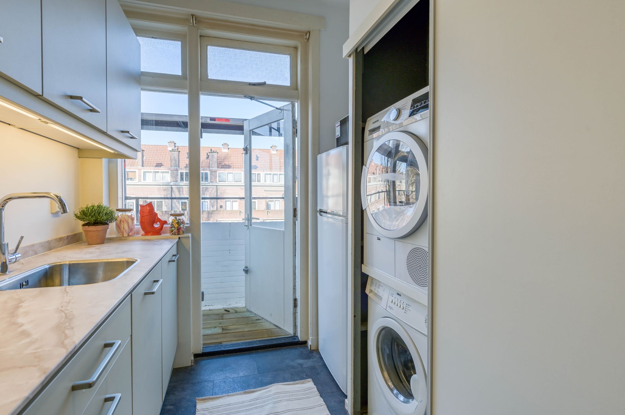 Foto 33 van Westduinweg 52-D