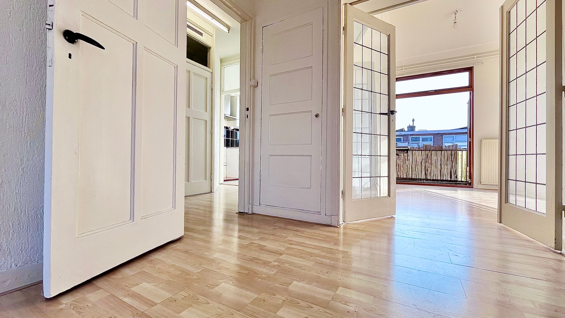 Top floor apartment with 3 bedrooms in The Hague — 15