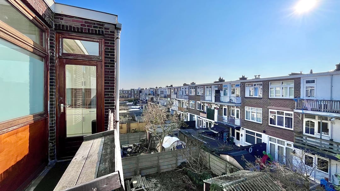 Top floor apartment with 3 bedrooms in The Hague — 26