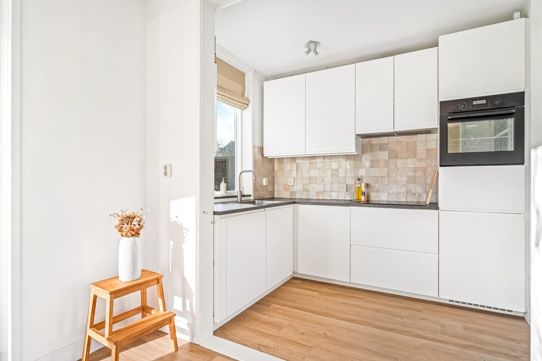 Move-in ready family home with new kitchen and sunny south-facing garden in Amersfoort — 13