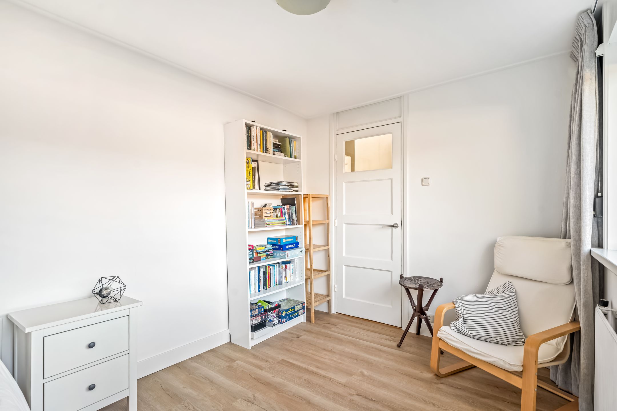 Move-in ready family home with new kitchen and sunny south-facing garden in Amersfoort — 21