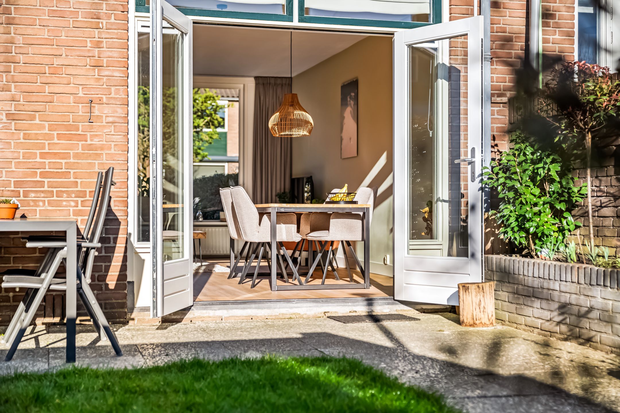 Move-in ready family home with new kitchen and sunny south-facing garden in Amersfoort — 27