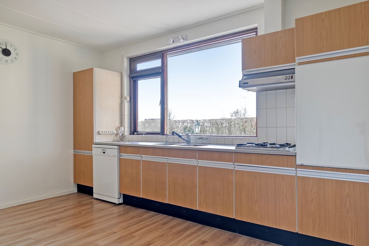 Spacious detached bungalow with panoramic polder view — 13