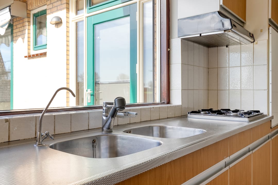 Spacious detached bungalow with panoramic polder view — 15
