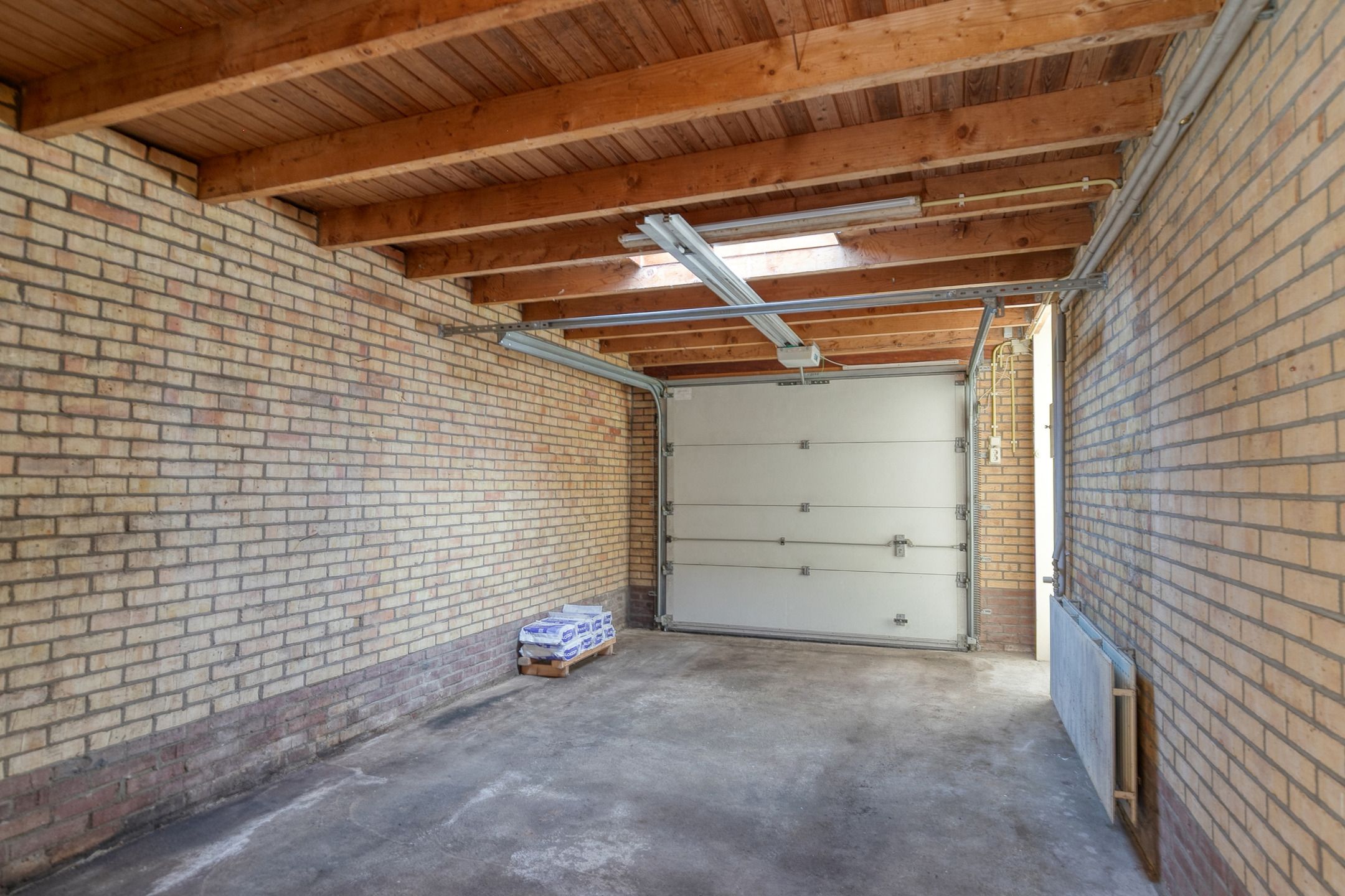 Spacious detached bungalow with panoramic polder view — 50