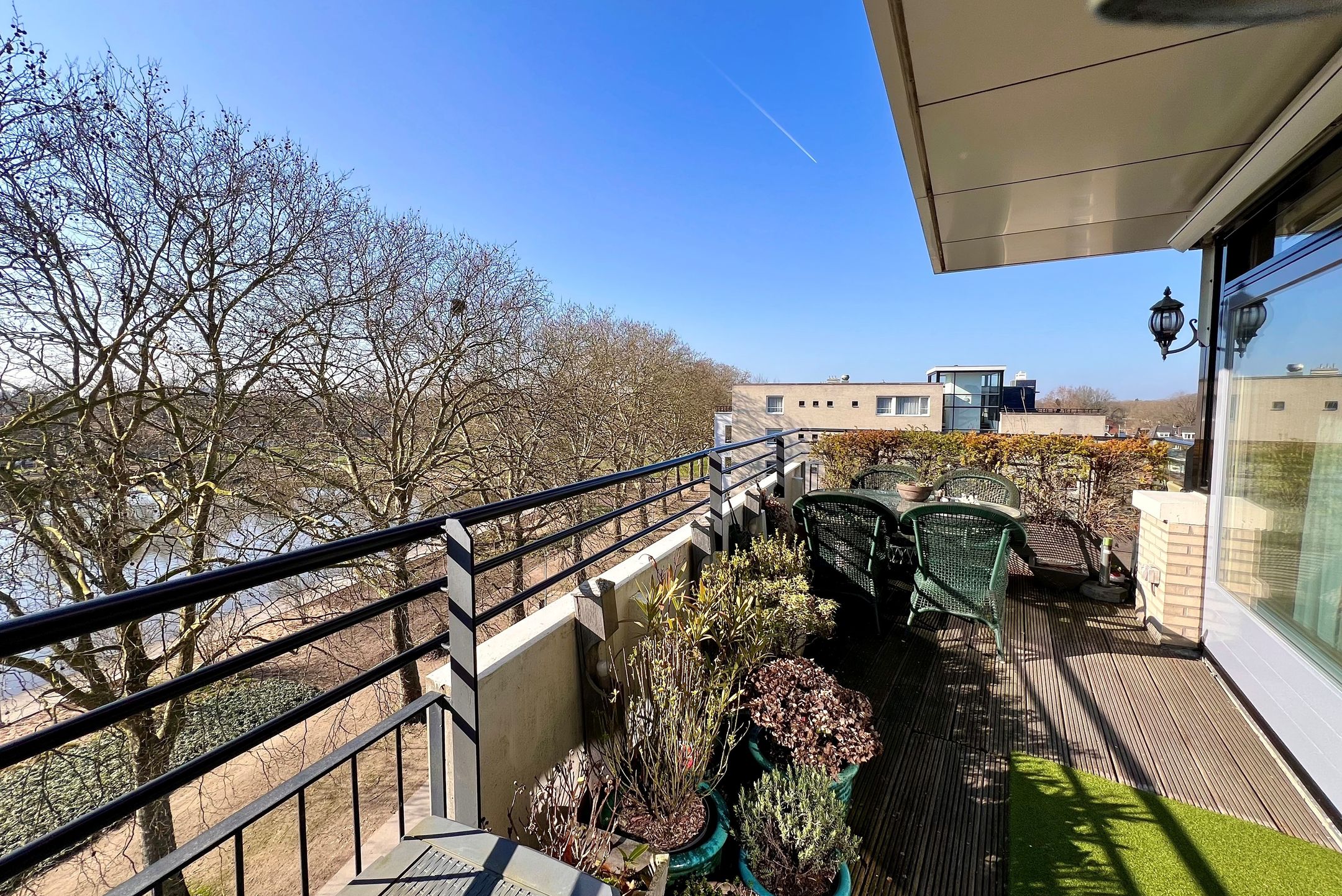 Foto 9 van Henriette Ronnerstraat 92