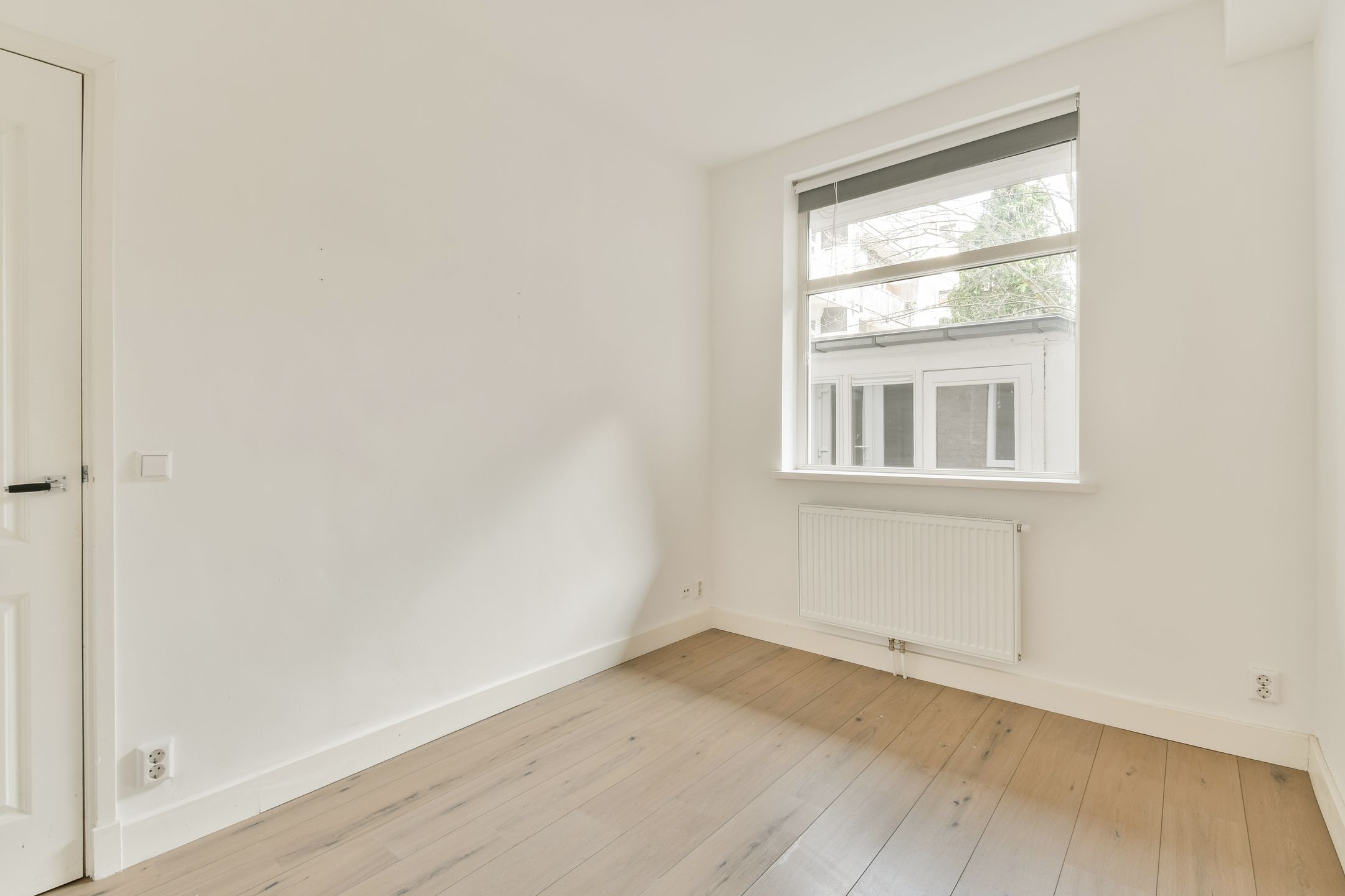 Foto 12 van Balboastraat 11