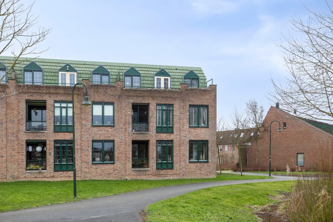 Foto 28 van Slottuin 92