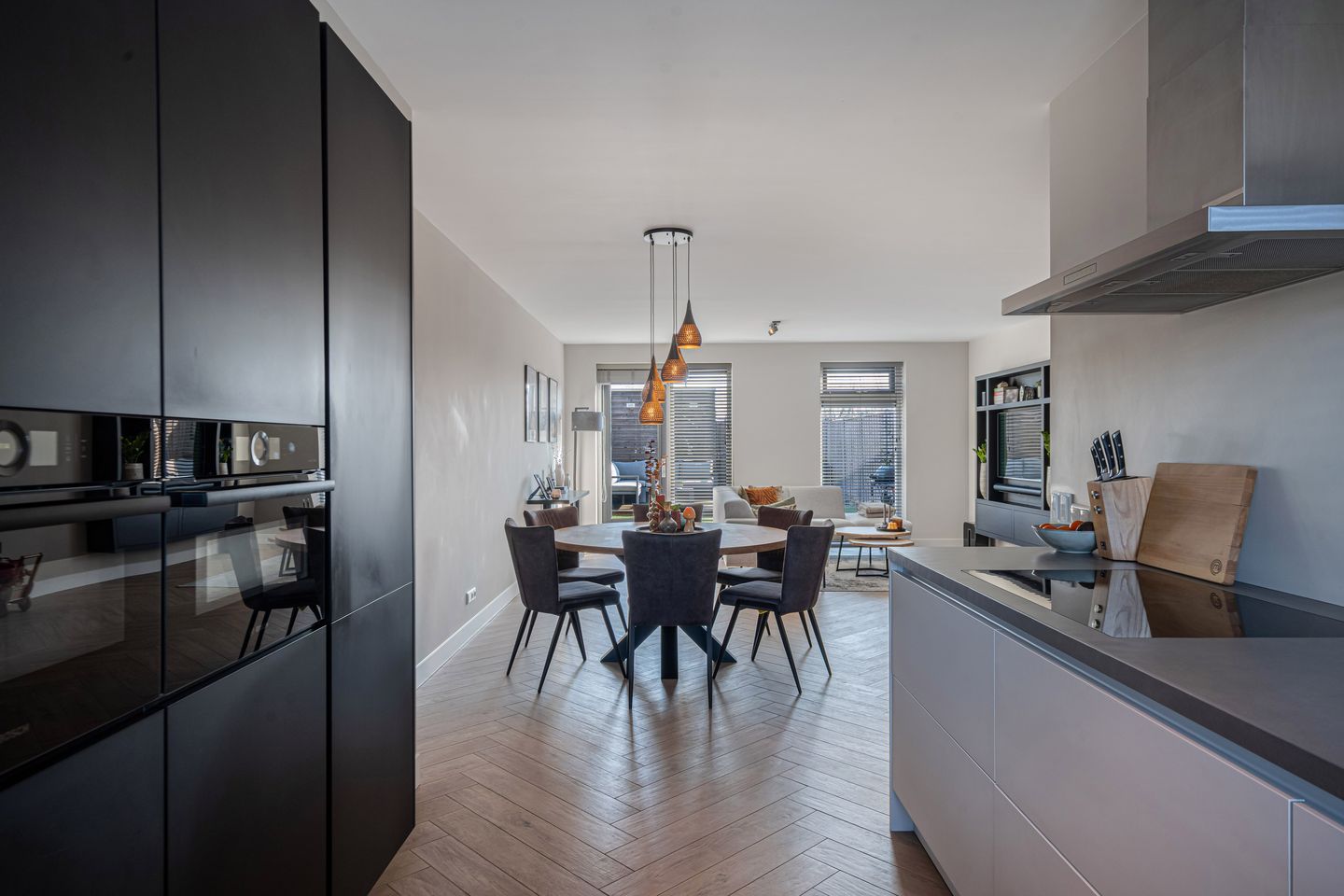 Modern and Sustainable Family Home Near Oosterpark — 12
