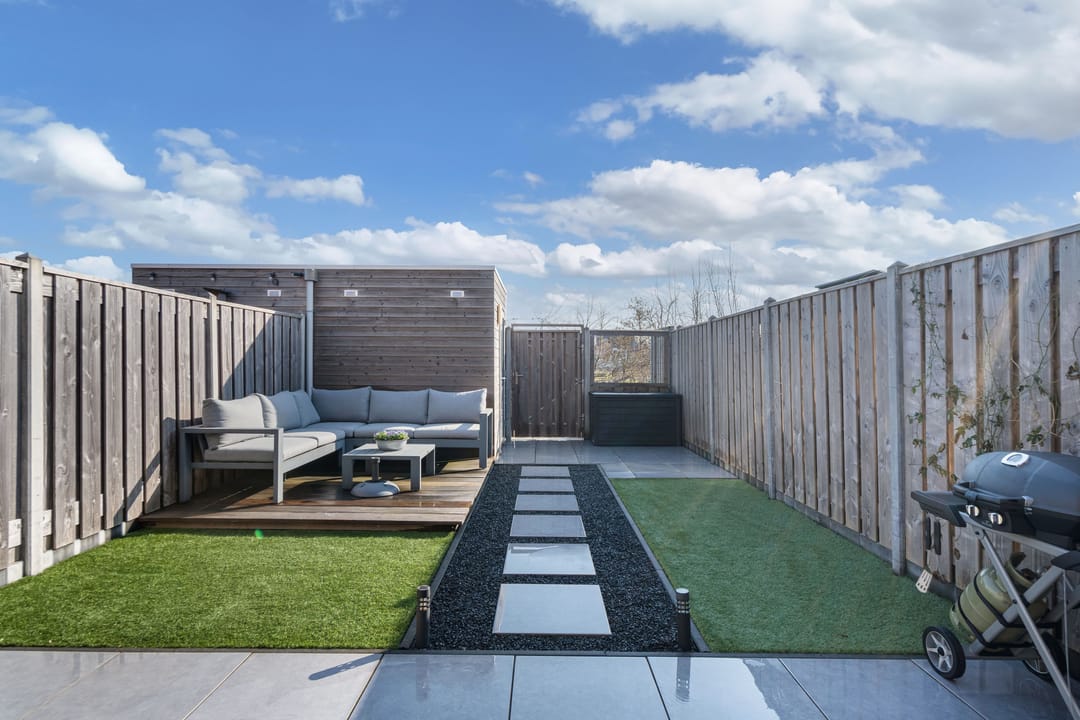 Modern and Sustainable Family Home Near Oosterpark — 30