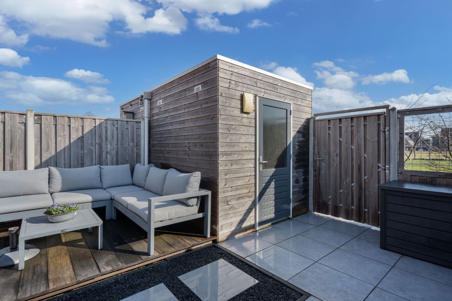 Modern and Sustainable Family Home Near Oosterpark — 32