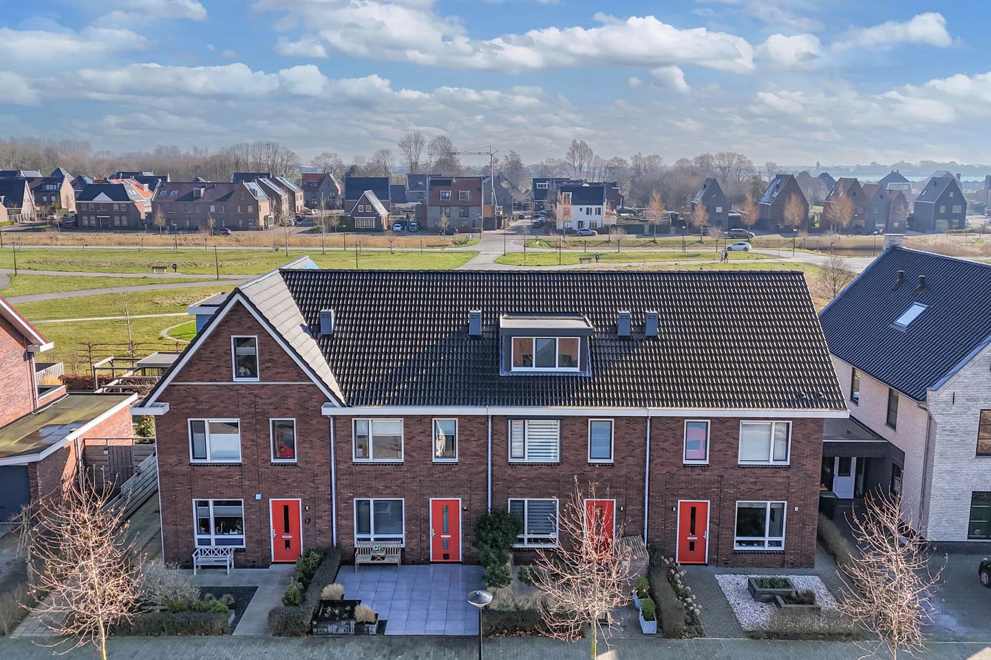 Modern and Sustainable Family Home Near Oosterpark — 33