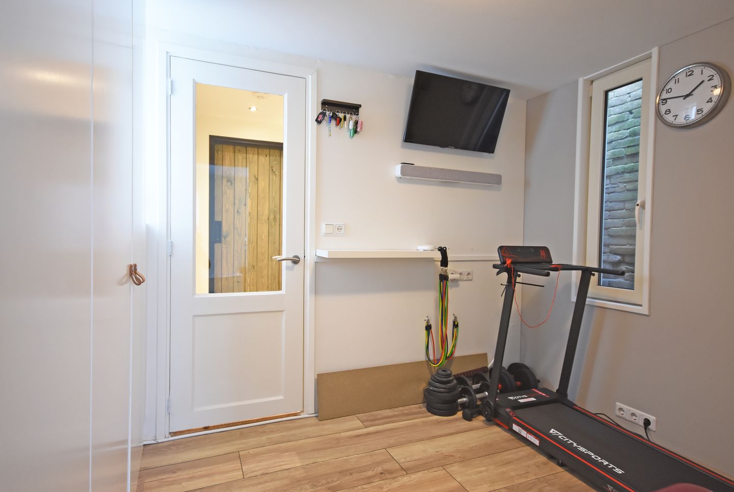 Photo 35 of Rjochthússtrjitte 29