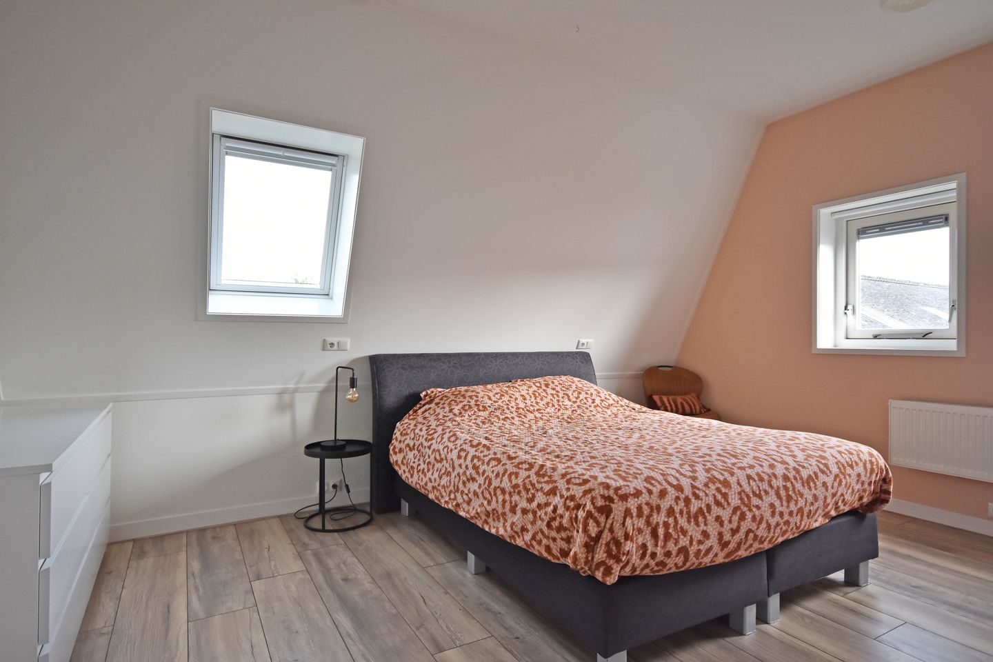 Photo 50 of Rjochthússtrjitte 29