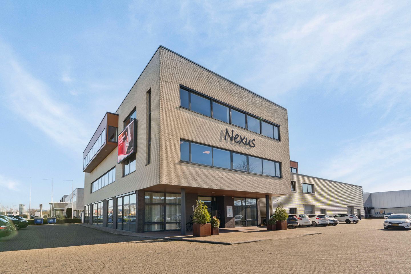 Bekijk foto 3 van Vasco da Gamaweg 1