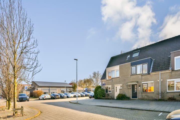 Photo 3 of Cornelis Aarnoutsstraat 171