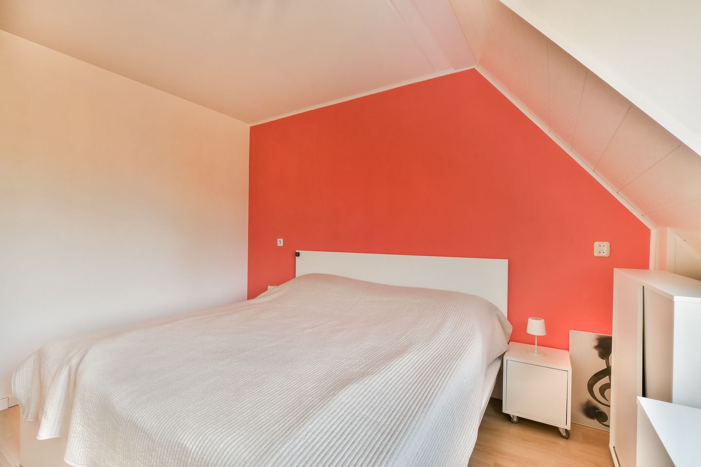 Spacious Turn-key Family Home with Sunny Garden in Amsterdam Gein — 20