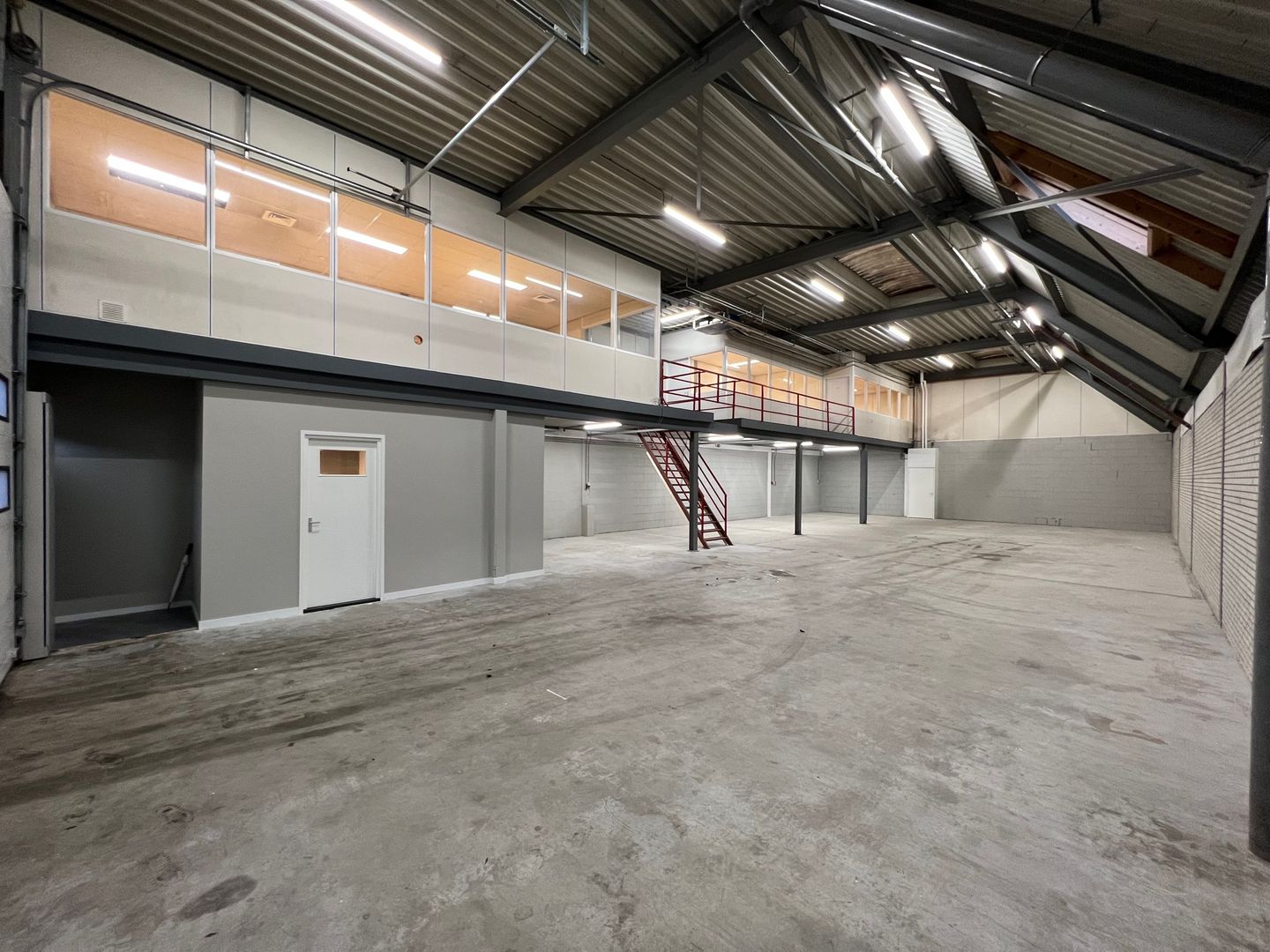 Bekijk foto 4 van Westvlietweg 107