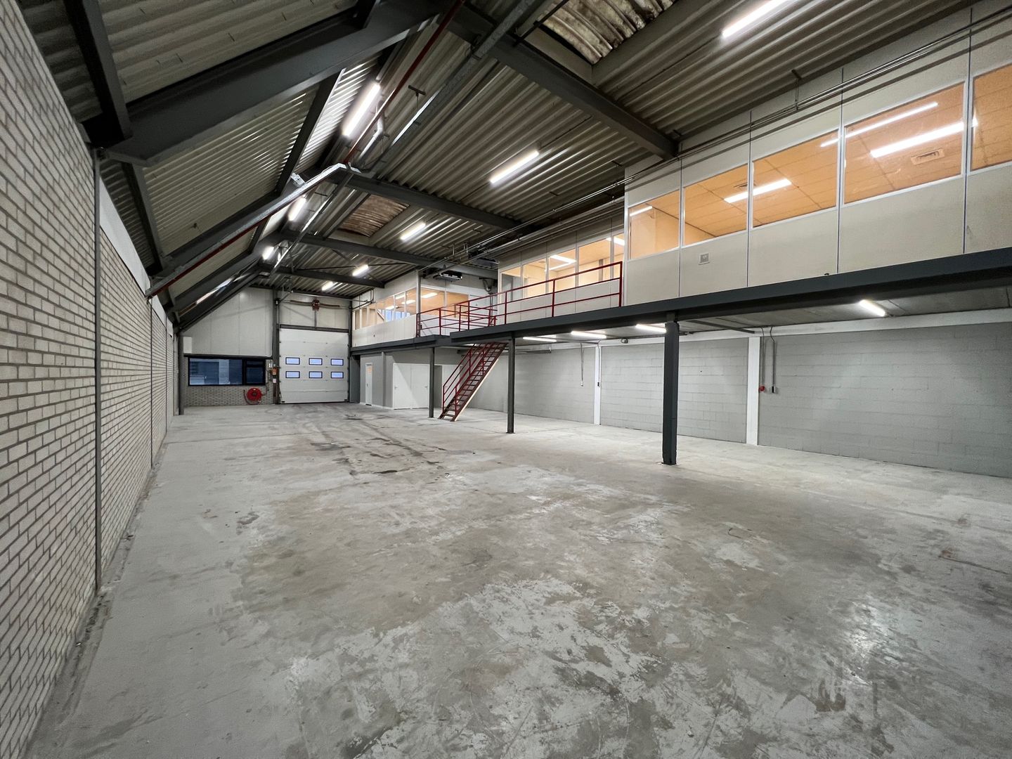 Bekijk foto 5 van Westvlietweg 107