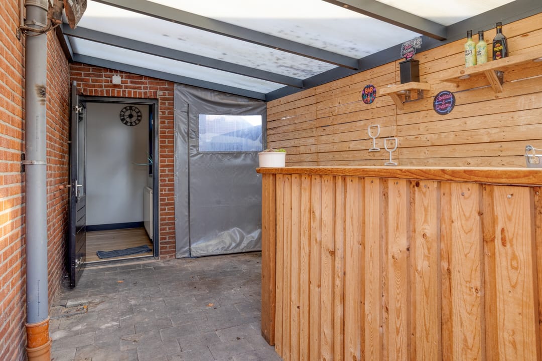 Semi-Detached House with Garden Room in Quiet Sint Jansteen — 23