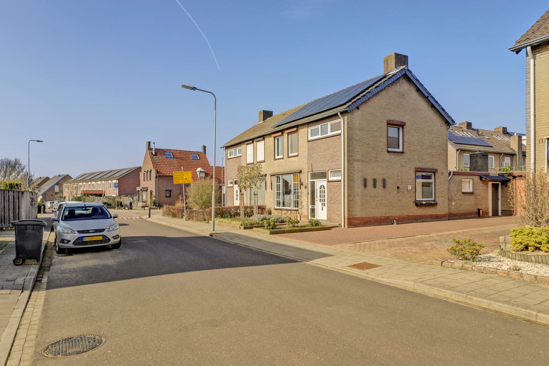 Photo 37 of Laakweg 16