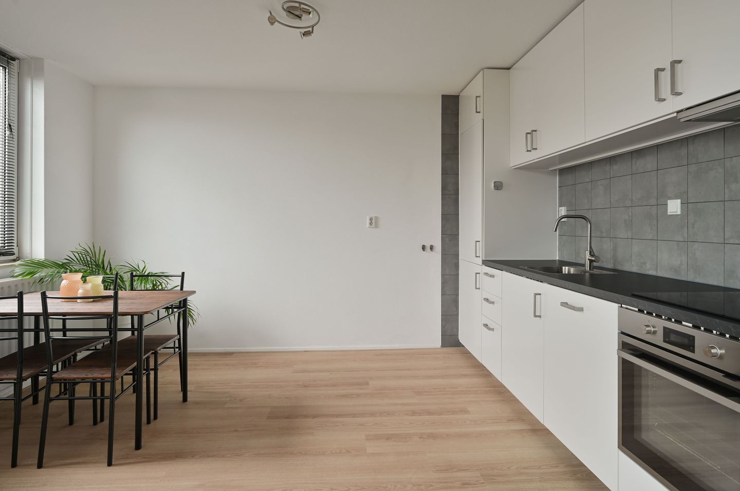 Foto 10 van Bussumerstraat 46-D