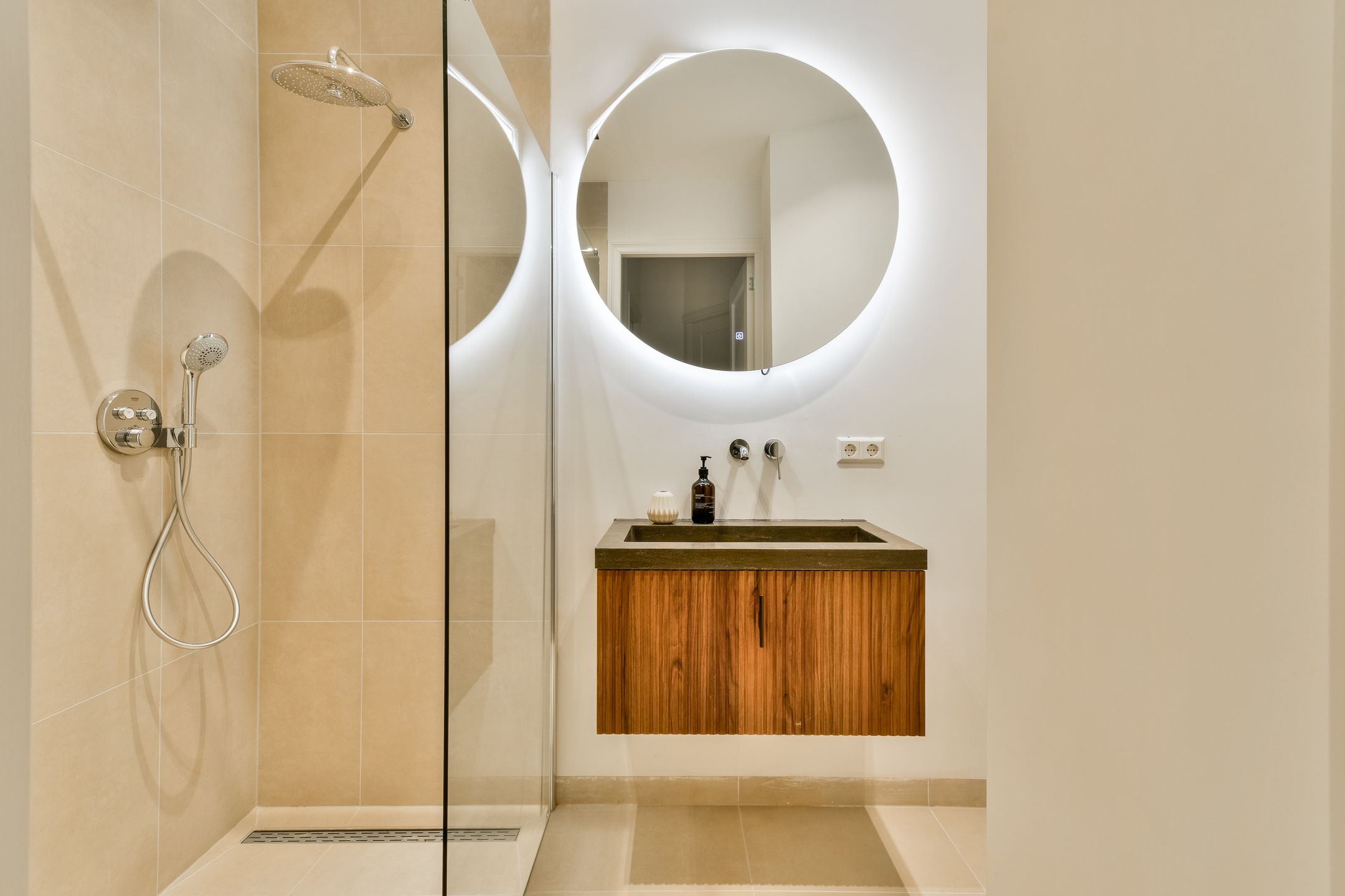 Foto 18 van Nicolaas Witsenstraat 2-C