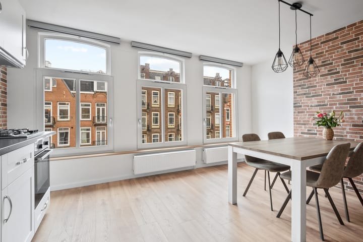 Foto 4 van Albert Cuypstraat 194-3