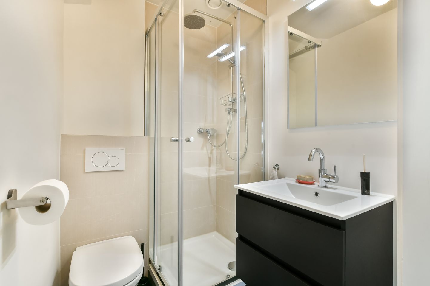 Photo 20 of Celsiusstraat 45