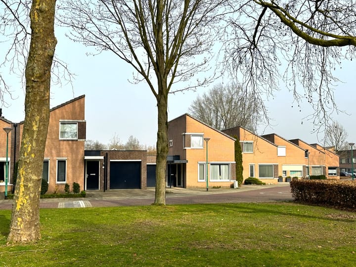 Photo 3 of Clivialaan 25