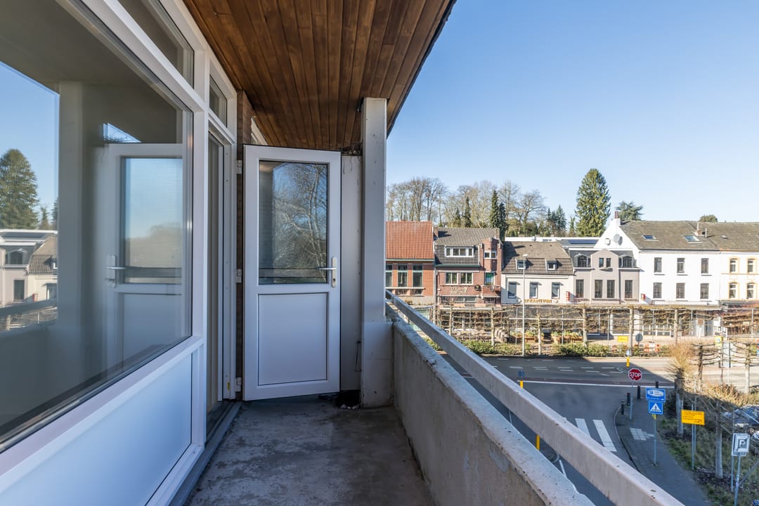 Apartment with Panoramic View in Brunssum Center — 20