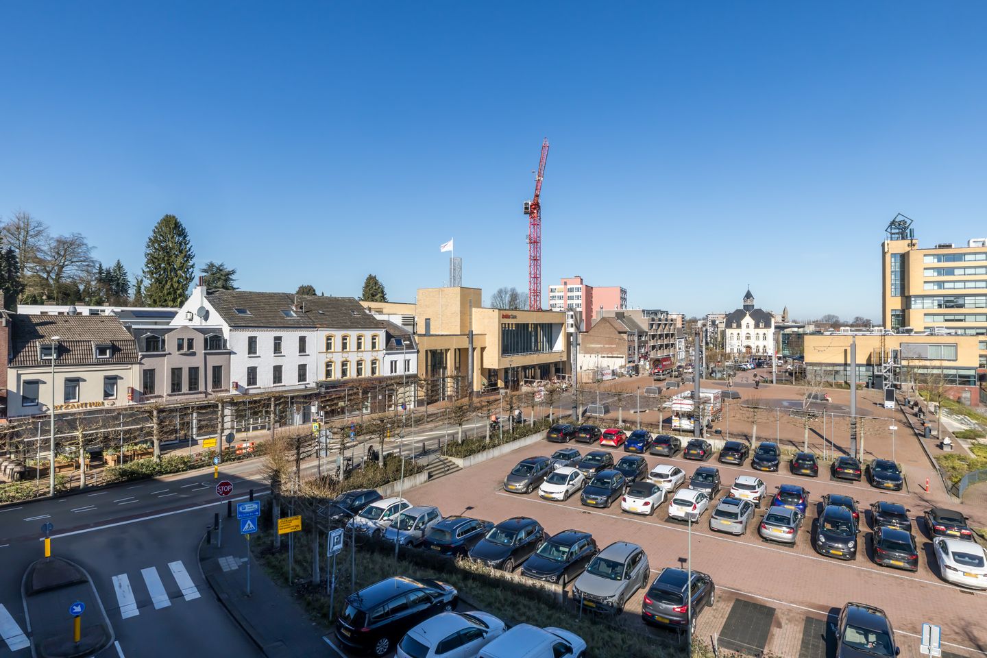 Apartment with Panoramic View in Brunssum Center — 22