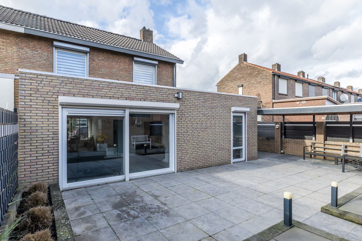 Renovated Semi-Detached Family Home with Home Office Potential and Garage in Brunssum-Noord — 30