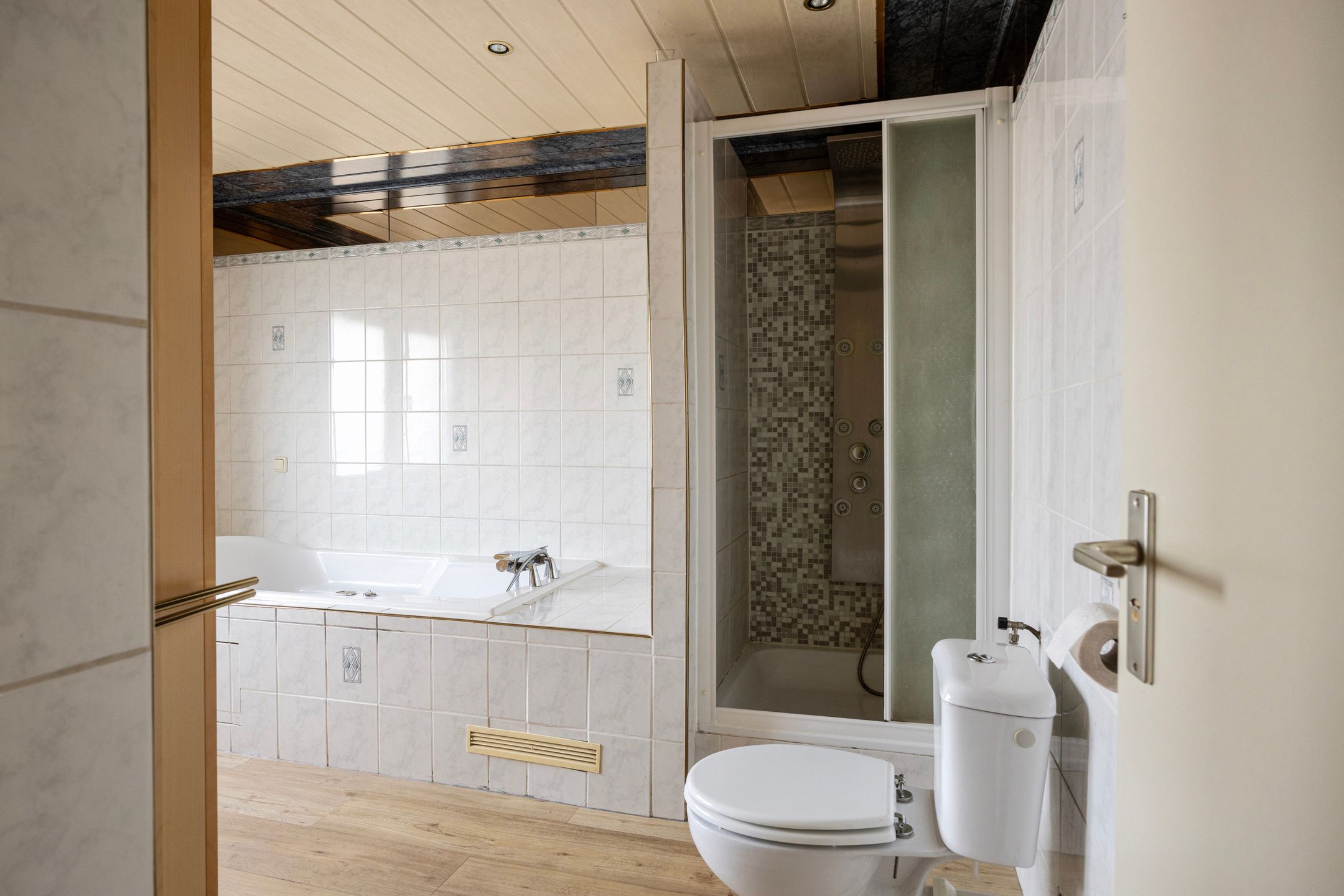 Photo 24 of Ellecuylgaard 102-A