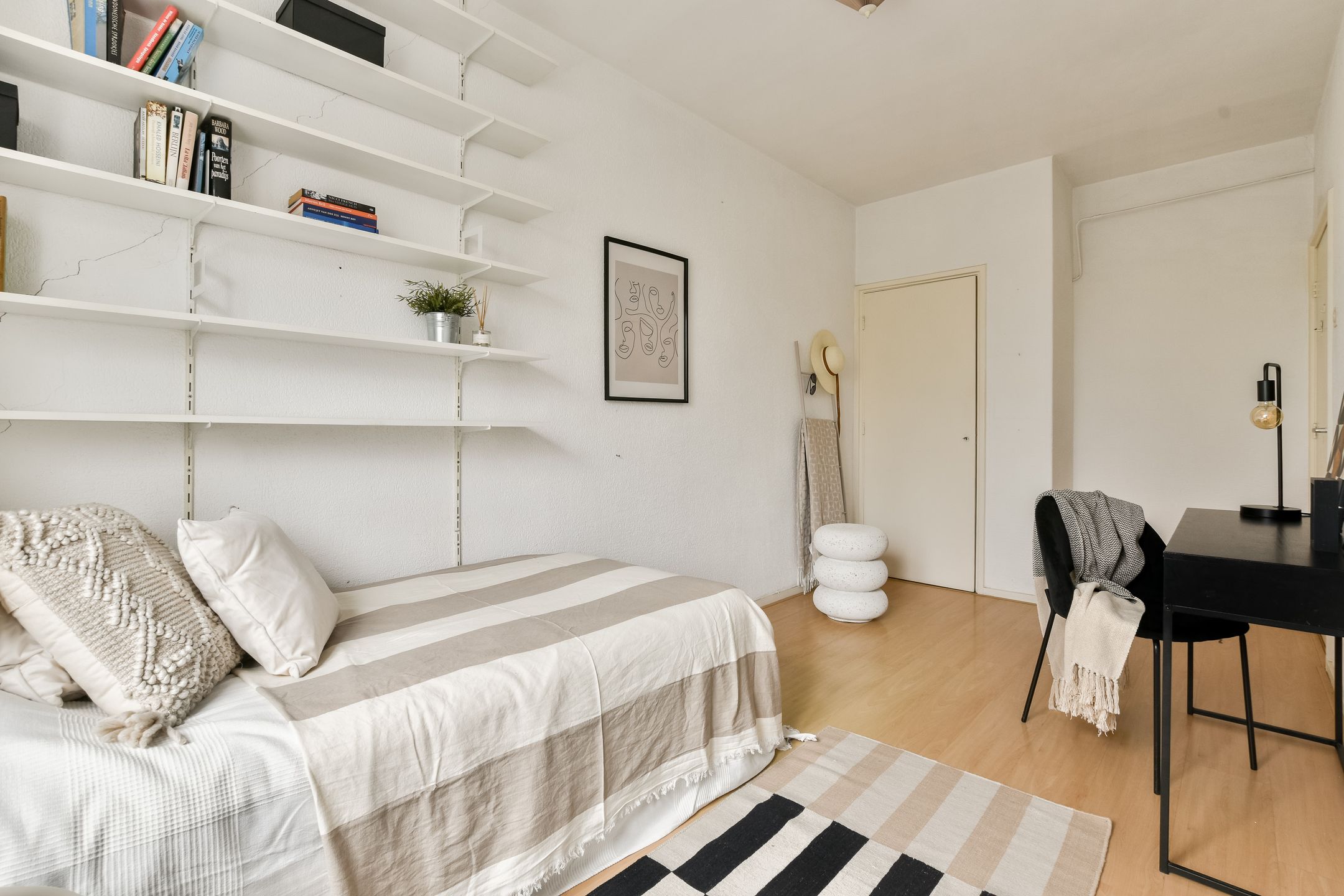 Foto 15 van Onstein 82