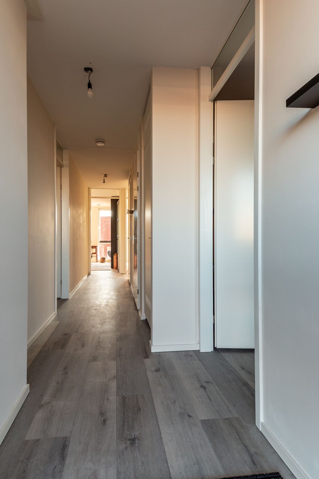 Foto 16 van De Boei 13