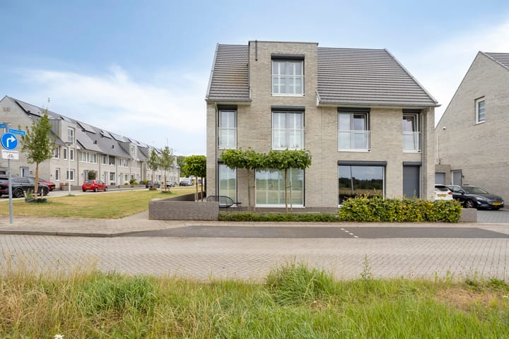 Foto 4 van Bricolaruwe 2