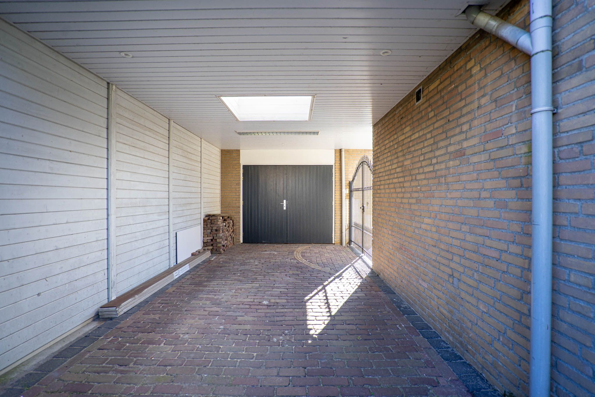 Spacious Move-in Ready Semi-detached House with Garage in Bakel — 64