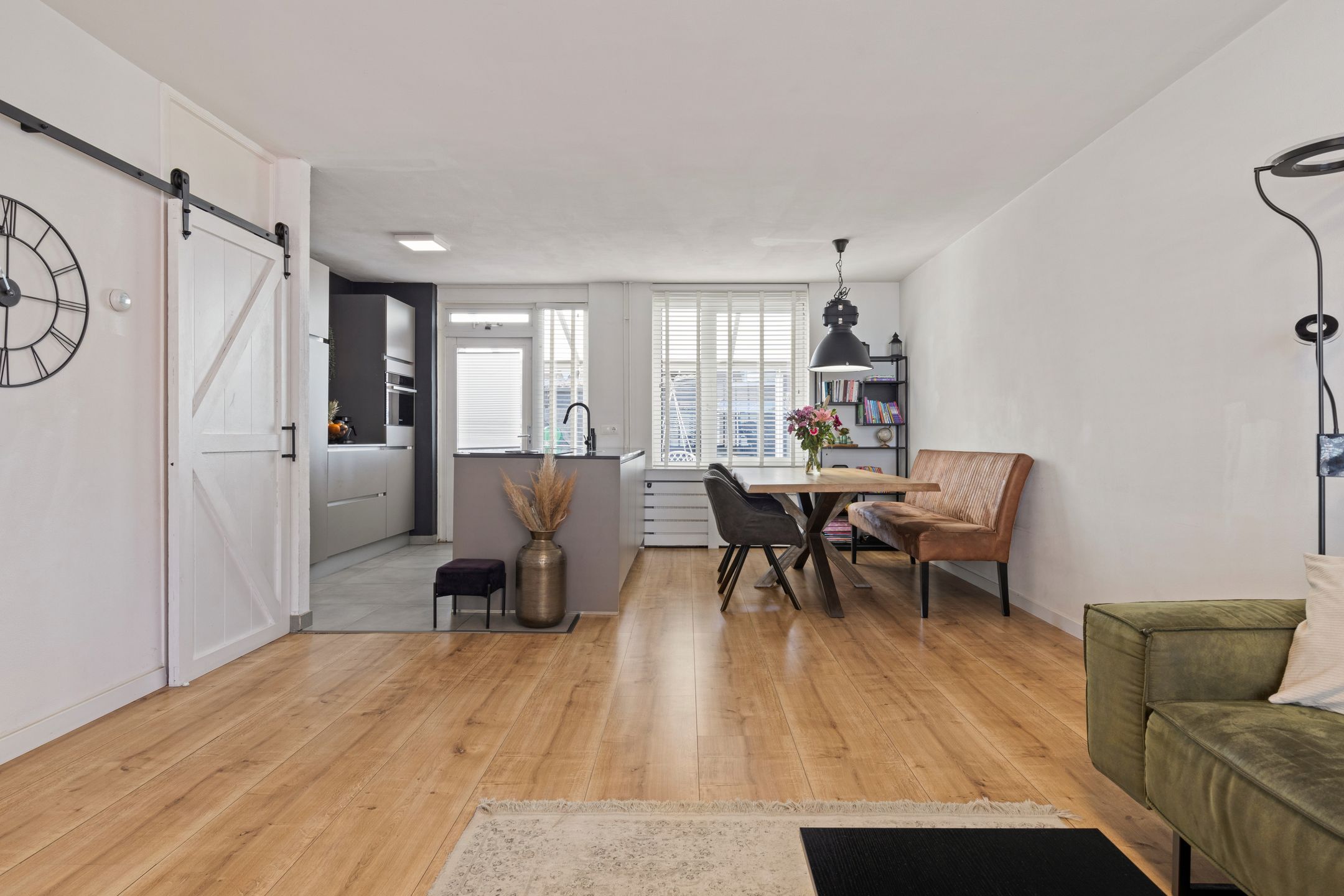 Foto 12 van Doctor Cuypersstraat 48