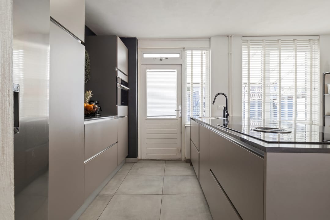 Foto 17 van Doctor Cuypersstraat 48