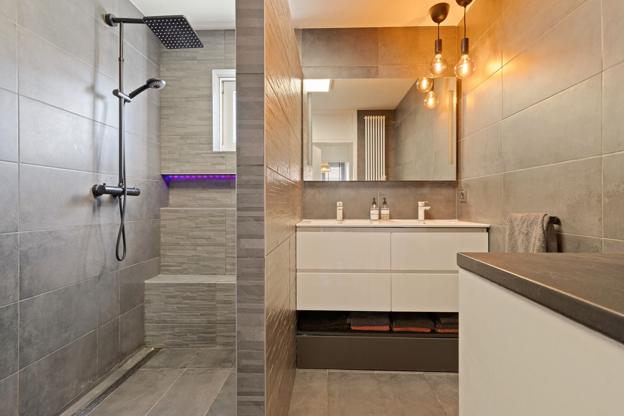 Foto 30 van Doctor Cuypersstraat 48