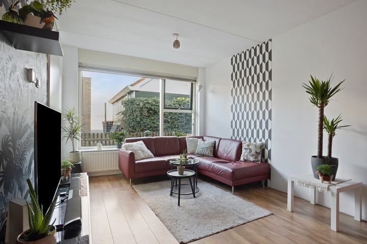 Foto 2 van Kerkbuurt 19-F