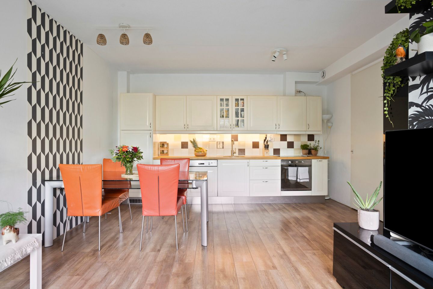 Foto 10 van Kerkbuurt 19-F